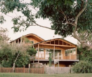 James Barnet Award: High Tide House - Ware Architects. Photo: Rory Gardiner.