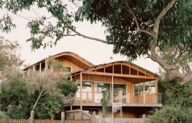 James Barnet Award: High Tide House - Ware Architects. Photo: Rory Gardiner.