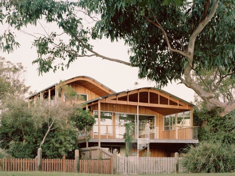 James Barnet Award: High Tide House - Ware Architects. Photo: Rory Gardiner.