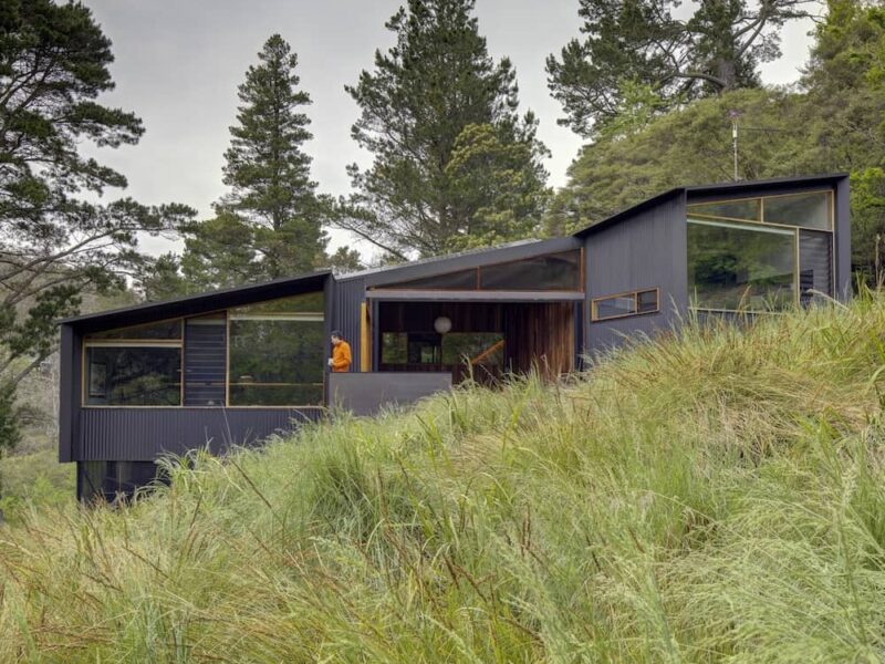 The house follows the slope of the land to protect the terrain and water flow underneath, photographed for issue 108: Cascading Effect by Brett Boardman.