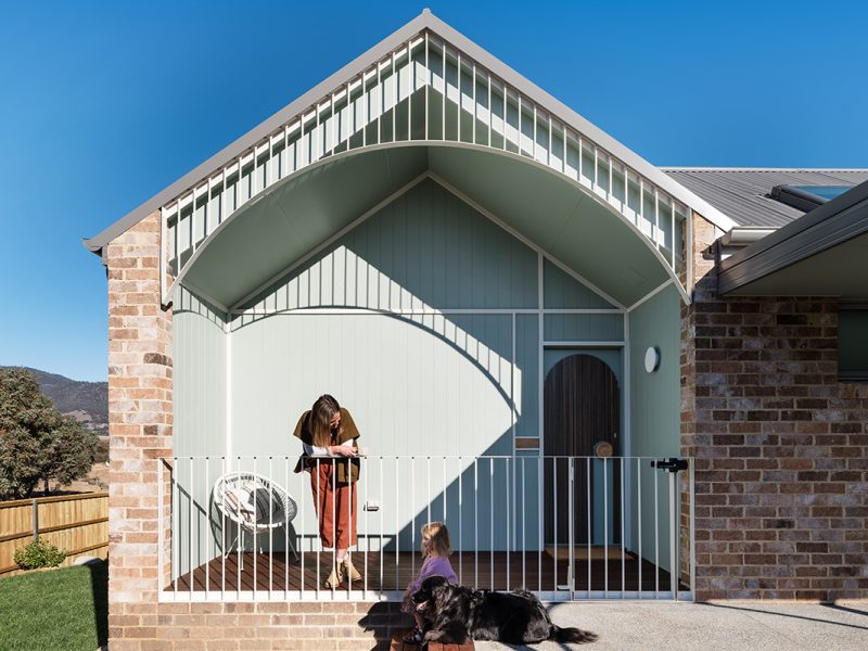 resnewv Isabel-Elsie_Christopher-Clinton-Architect-with-Core-Collective-Architects .Photo Adam Gibson.